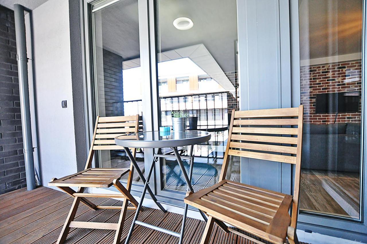 Designomania Apartments - Nadwislanska 11 Krakkó Kültér fotó